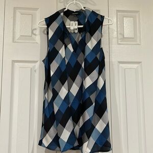 Nine West sleeveless blouse navy, black, gray, white quadrilaterals medium